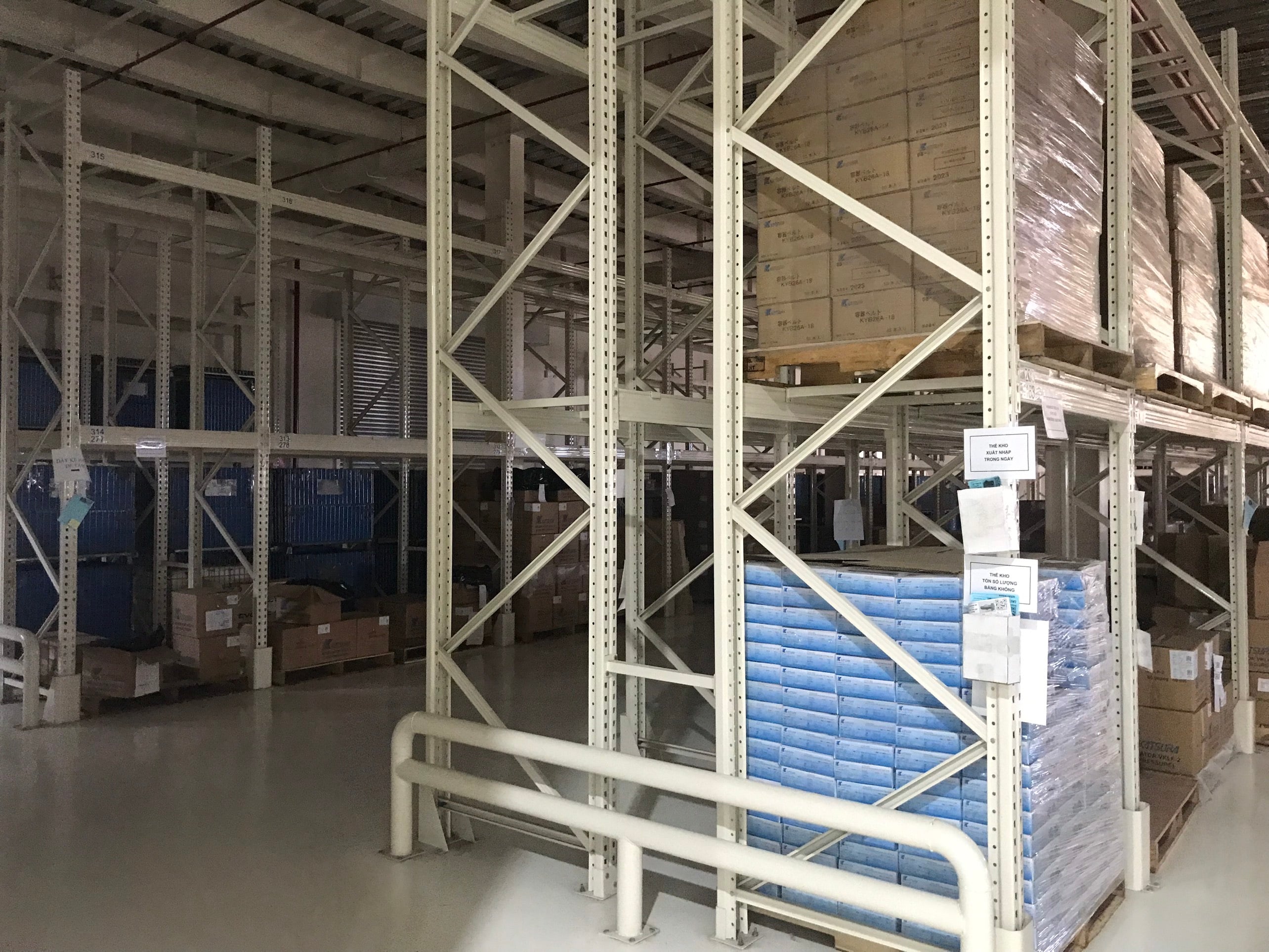 Warehouse 2.jpg